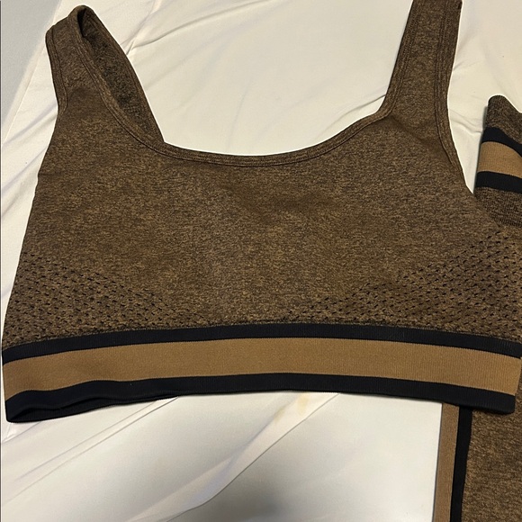 The Upside Ribbed Set Size M/L - Picture 2 of 4